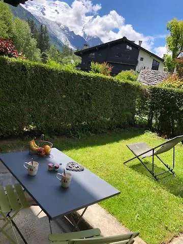 Appartement Au Calme Avec Jardin Et Vue Mont-blanc